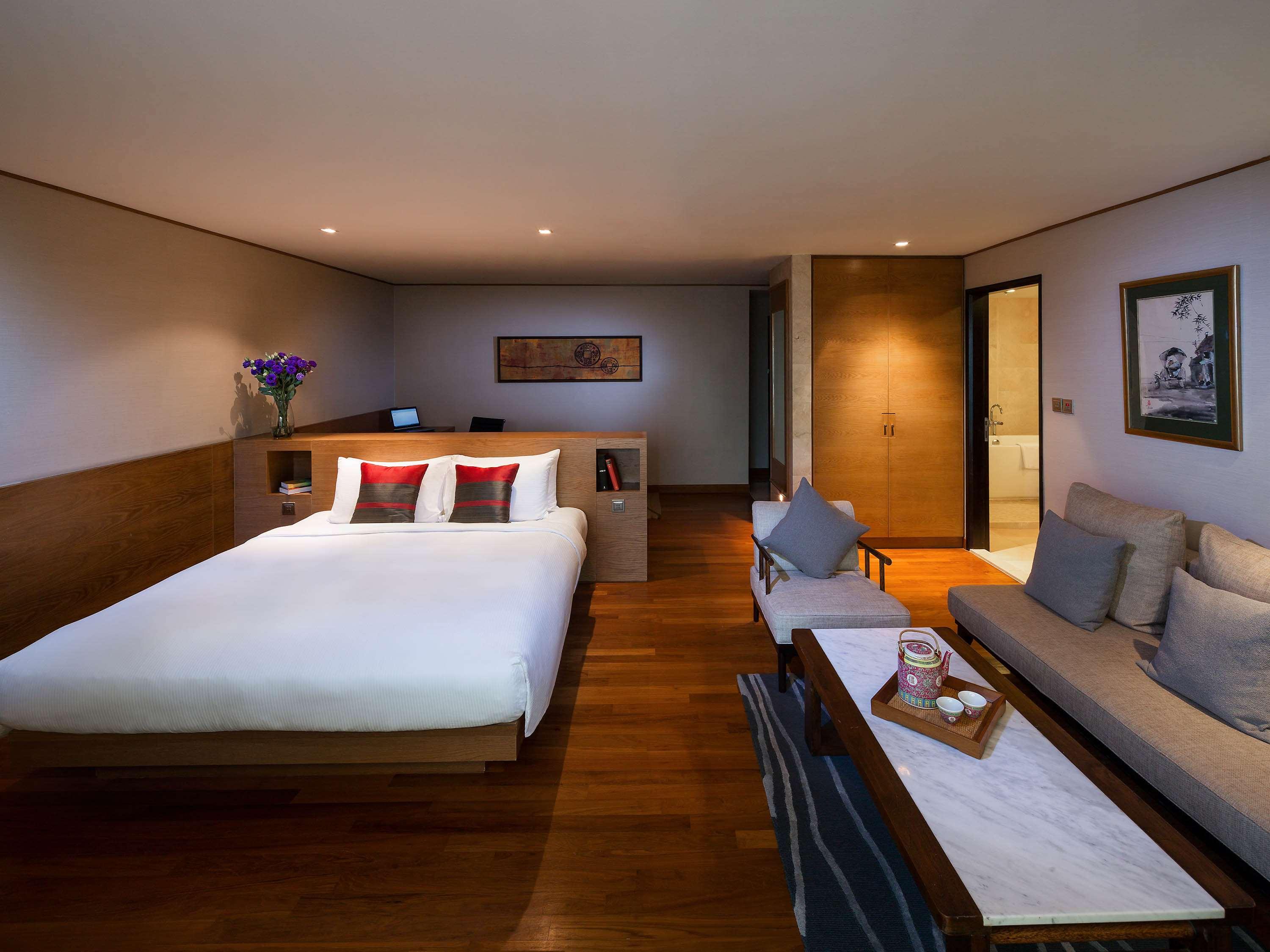 Grand Mercure Singapore Roxy Rum bild